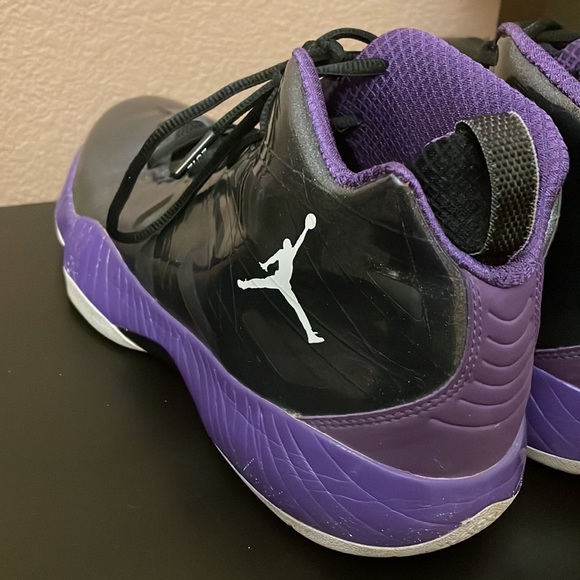 Jordan 2012 Lite Black Club Purple (size 13) Nike - Picture 4 of 10